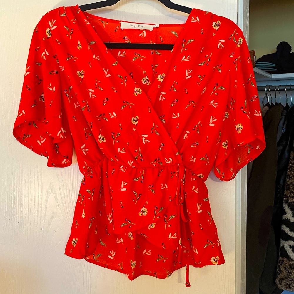 ASTR Women’s Blouse, Size Medium